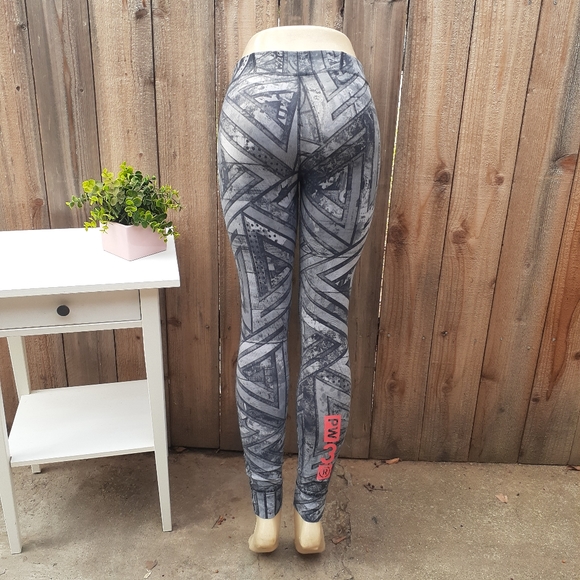 Reebok Power Playdry Leggings Size Small - Picture 2 of 14